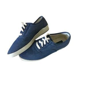 Comfort Ease Women’s Canvas Shoes 9.5 W Super Comfortable NWT